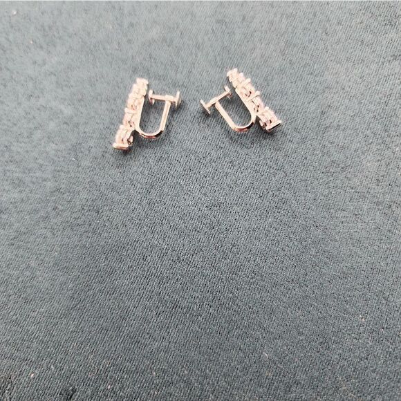 Curved Earrings Round Cut Simulated Diamond Sterling NWOT - Picture 3 of 3